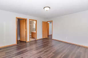 15684 Finewood Ct, Apple Valley, MN 55124 - Photo 17