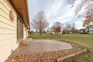 919 Church Street W, Belle Plaine, MN 56011 - Photo 39