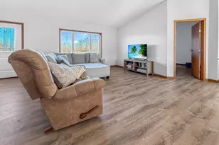 20589 Clover Rd, Clearbrook, MN 56634 - Photo 9