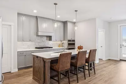 1423 Kasilof Court, River Falls, WI 54022 - Photo 9