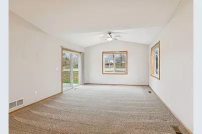 10511 Redwood Street NW, Coon Rapids, MN 55433 - Photo 9