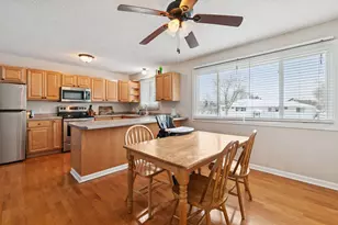 708 Heritage Way, Farmington, MN 55024 - Photo 3