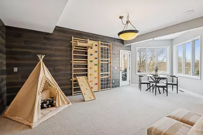 5600 Parkwood Lane, Edina, MN 55436 - Photo 37