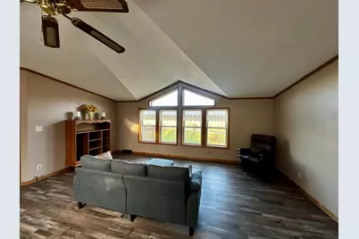 36308 Edgewood Road, Harmony, MN 55939 - Photo 9