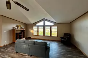 36308 Edgewood Rd, Harmony, MN 55939 - Photo 9