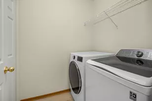 1562 Liberty Cir, Shakopee, MN 55379 - Photo 27