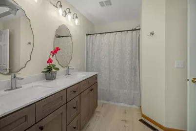 1562 Liberty Circle, Shakopee, MN 55379 - Photo 21