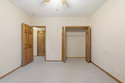 2711 Snowdrift Circle E, Maplewood, MN 55119 - Photo 31