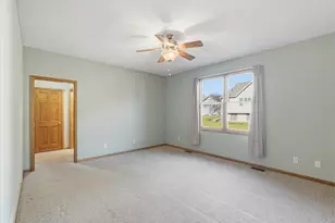 2711 Snowdrift Cir E, Maplewood, MN 55119 - Photo 19