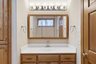 2711 Snowdrift Cir E, Maplewood, MN 55119 - Photo 23