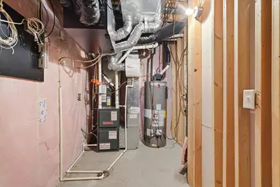 2711 Snowdrift Circle E, Maplewood, MN 55119 - Photo 33