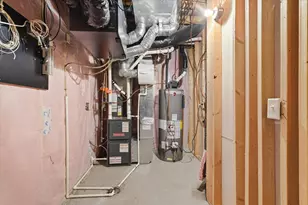 2711 Snowdrift Cir E, Maplewood, MN 55119 - Photo 33