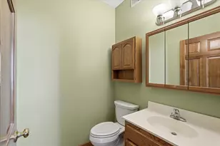 2711 Snowdrift Cir E, Maplewood, MN 55119 - Photo 17