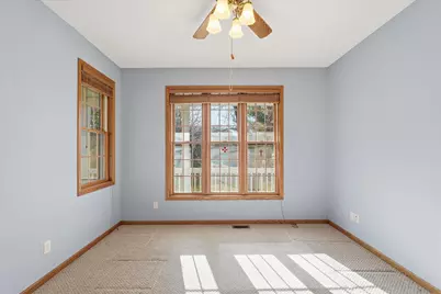 2711 Snowdrift Circle E, Maplewood, MN 55119 - Photo 7