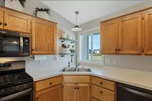 9165 Fieldcrest Cir, Monticello, MN 55362 - Photo 11