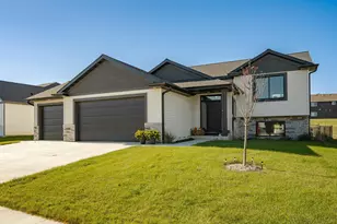 179 Stonelake Dr SE, Rochester, MN 55904 - Photo 1