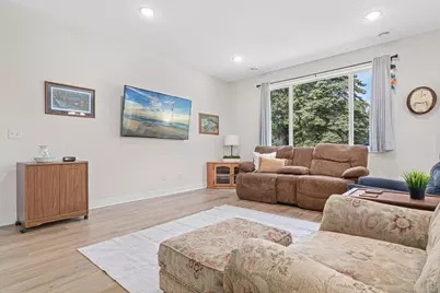 1319 Violet Street, New Richmond, WI 54017 - Photo 5