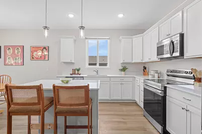 1319 Violet Street, New Richmond, WI 54017 - Photo 13