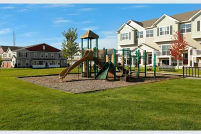 1945 Commonwealth Boulevard #5, Chanhassen, MN 55317 - Photo 35