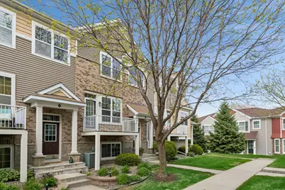 1945 Commonwealth Boulevard #5, Chanhassen, MN 55317 - Photo 3