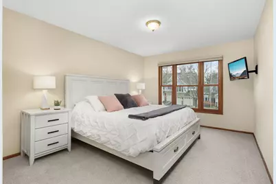 11040 Oregon Curve, Bloomington, MN 55438 - Photo 23