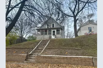 602 Ivy Avenue E, Saint Paul, MN 55130 - Photo 1