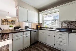 309 Hilltop Dr, Goodhue, MN 55027 - Photo 9