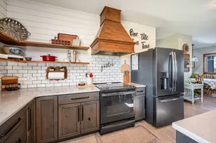 513 Harrison St, Welcome, MN 56181 - Photo 5