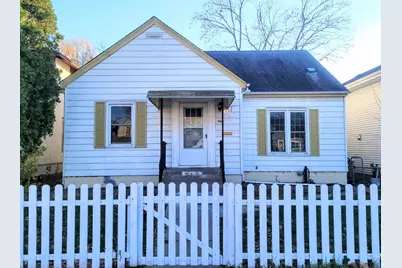 960 Geranium Avenue E, Saint Paul, MN 55106 - Photo 1