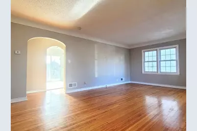 960 Geranium Avenue E, Saint Paul, MN 55106 - Photo 9