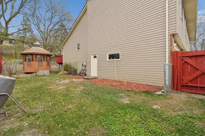 1281 Edgehill Court, Maplewood, MN 55109 - Photo 27