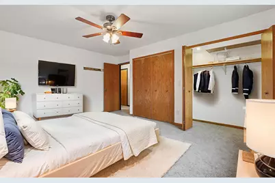 1281 Edgehill Court, Maplewood, MN 55109 - Photo 15