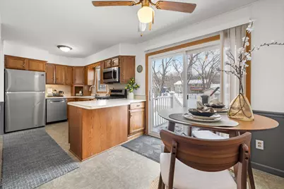 5607 Fairview Avenue N, Shoreview, MN 55126 - Photo 5