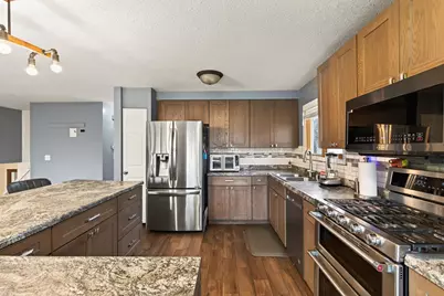 8792 77th Street S, Cottage Grove, MN 55016 - Photo 9