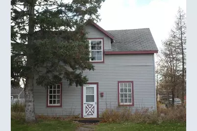 203 Kendall Avenue S, Thief River Falls, MN 56701 - Photo 3