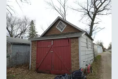 203 Kendall Avenue S, Thief River Falls, MN 56701 - Photo 37