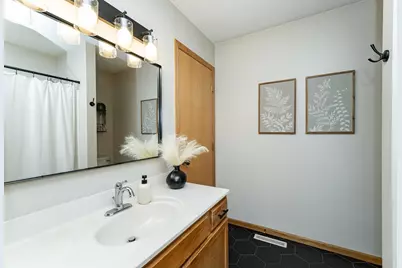 4147 Peregrine Lane SE, Rochester, MN 55904 - Photo 11