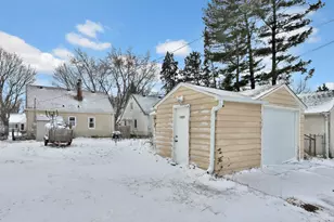 1959 Montana Ave E, Saint Paul, MN 55119 - Photo 5