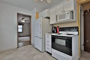 1959 Montana Ave E, Saint Paul, MN 55119 - Photo 11