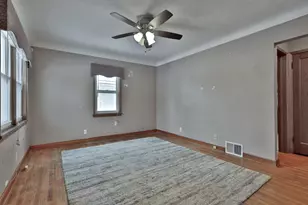 1959 Montana Ave E, Saint Paul, MN 55119 - Photo 13