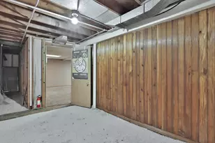 1959 Montana Ave E, Saint Paul, MN 55119 - Photo 31