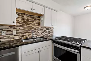 7910 Yates Ave N, Brooklyn Park, MN 55443 - Photo 7