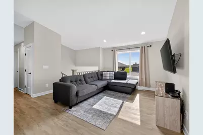 2221 Petersen Drive NW, Stewartville, MN 55976 - Photo 3