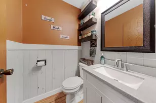 1128 Highland Ave, Northfield, MN 55057 - Photo 9