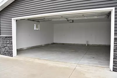 1677 Cecilee Street, Worthington, MN 56187 - Photo 25