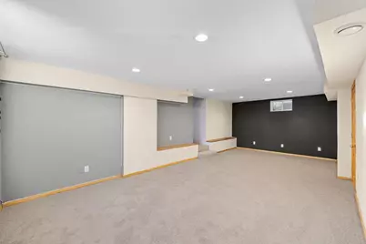 1139 County Road B W, Roseville, MN 55113 - Photo 7