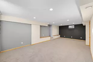 1139 County Road B W, Roseville, MN 55113 - Photo 7