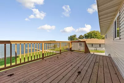 8325 Hennepin Way, Morristown, MN 55052 - Photo 35