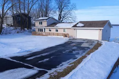 8325 Hennepin Way, Morristown, MN 55052 - Photo 1