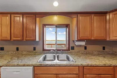 8325 Hennepin Way, Morristown, MN 55052 - Photo 25